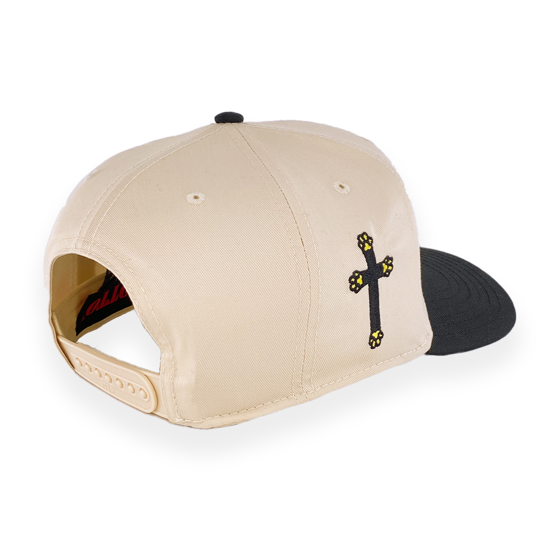 I Worship Cats Does That Make Me Catholic? Hat.